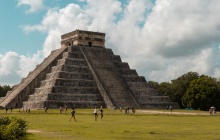 DIVING INTO THE CULTURE OF THE MAYAN WORLD