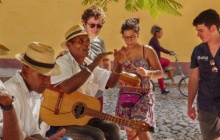 Balalde à cheval sur les hauteurs de Trinidad